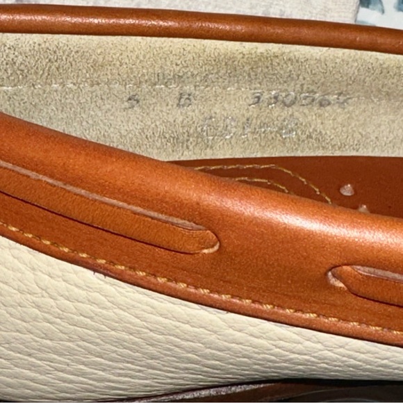 VTG RARE DOONEY & BOURKE 90s Y2K AWL CREAM/BRITISH TAN SLIP-ON PENNY LOAFERS Sz5 - Picture 6 of 15